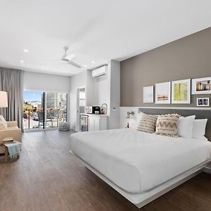 Deluxe Zimmer mit Kingsize-Bett